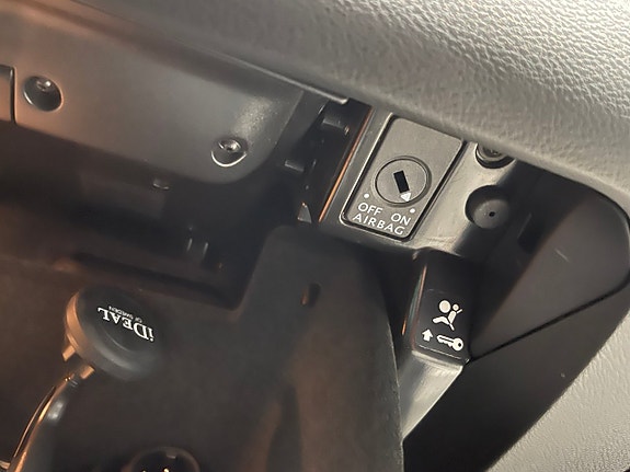 Volkswagen Passat 24 of 26