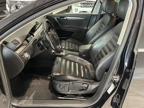 Volkswagen Passat 8 of 26