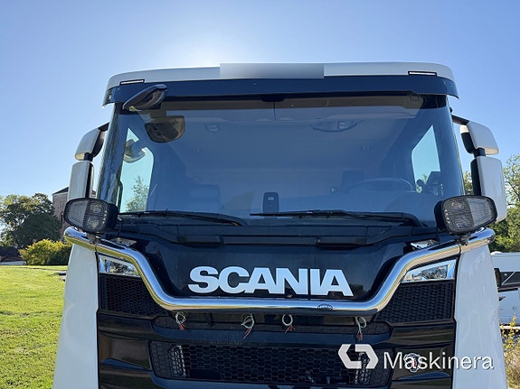 Lastväxlare Scania R460 Plog och Saltutrustad 24 of 27