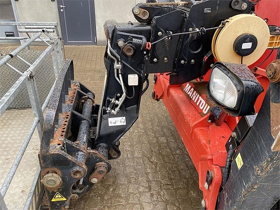 Manitou MT1840A 9 of 10