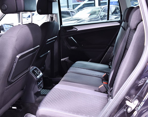 Volkswagen Tiguan 18 of 19