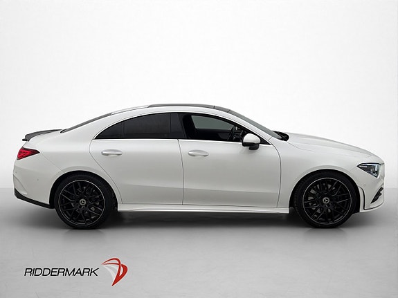 Mercedes-Benz CLA250 4 of 30
