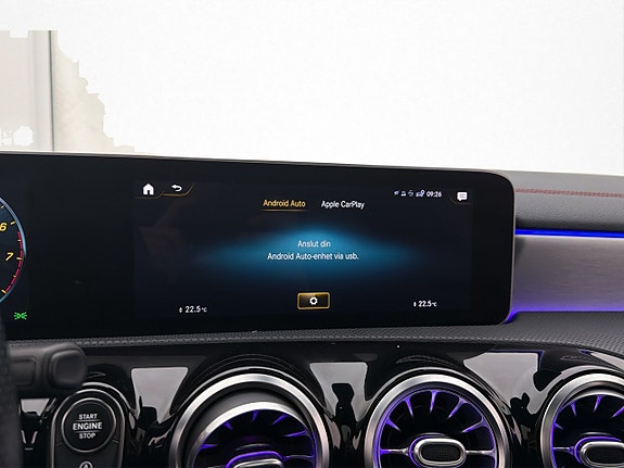 Mercedes-Benz CLA250 22 of 30