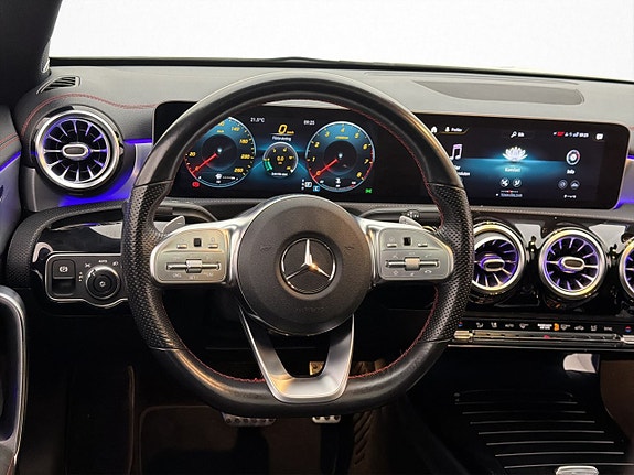 Mercedes-Benz CLA250 14 of 30