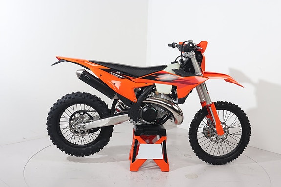KTM 300 EXC 4 of 6