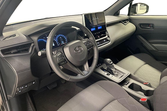 Toyota Corolla Cross 14 of 21