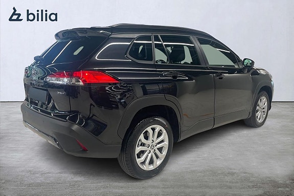 Toyota Corolla Cross 19 of 21