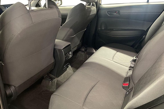 Toyota Corolla Cross 13 of 21