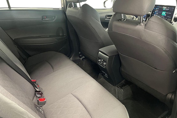 Toyota Corolla Cross 9 of 21