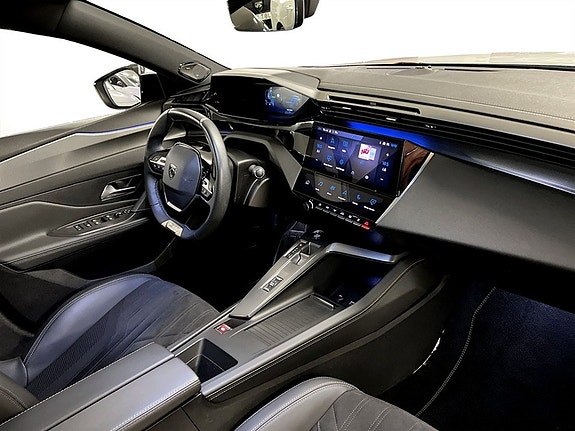 Peugeot 308 11 of 15