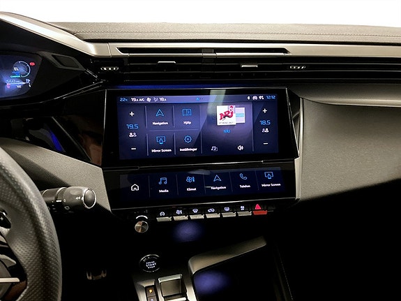 Peugeot 308 9 of 15