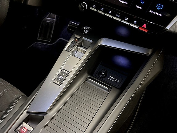 Peugeot 308 10 of 15