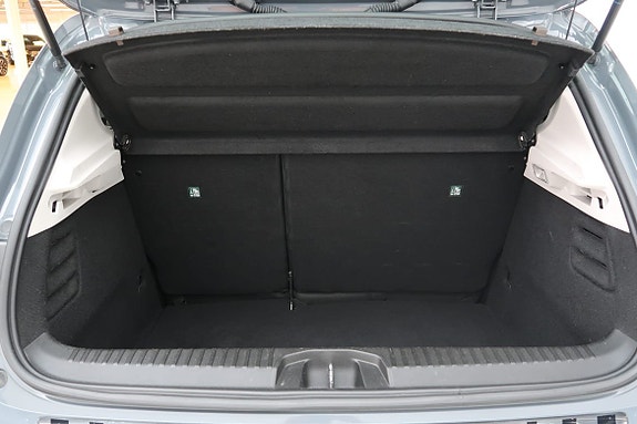 Renault Clio 12 of 12