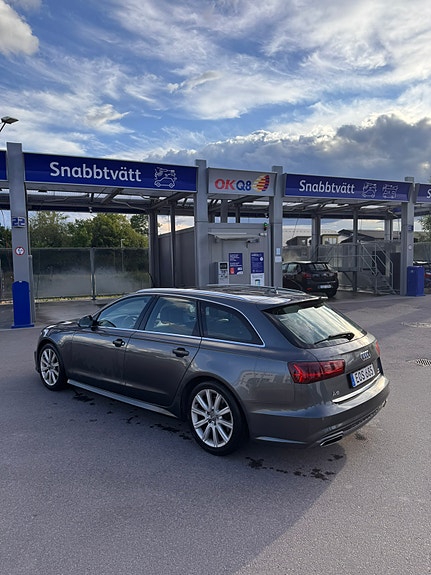 Audi A6 4 of 6