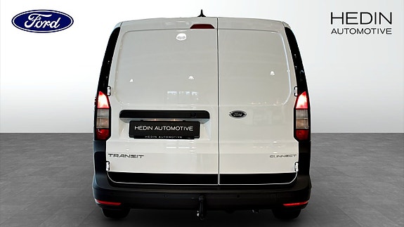 Ford Transit Connect 7 of 12