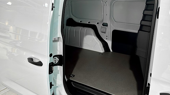 Ford Transit Connect 11 of 12