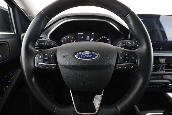 Ford Focus 19 of 30