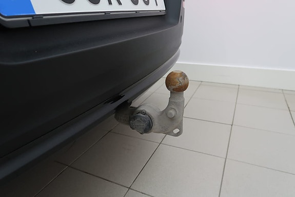 Volvo C40 14 of 15