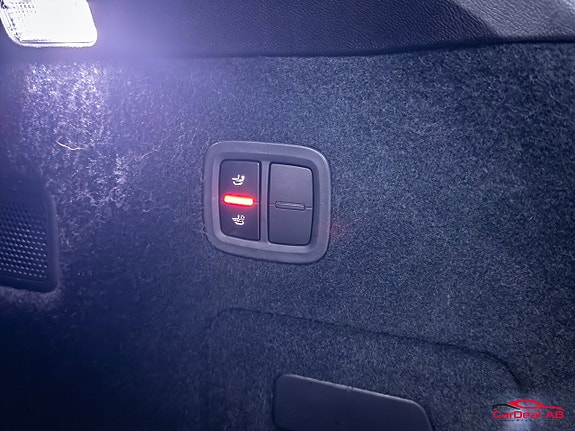 Porsche Cayenne 19 of 30