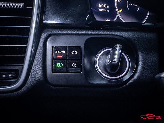 Porsche Cayenne 26 of 30