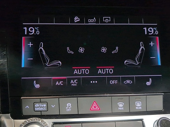 Audi e-tron 16 of 18