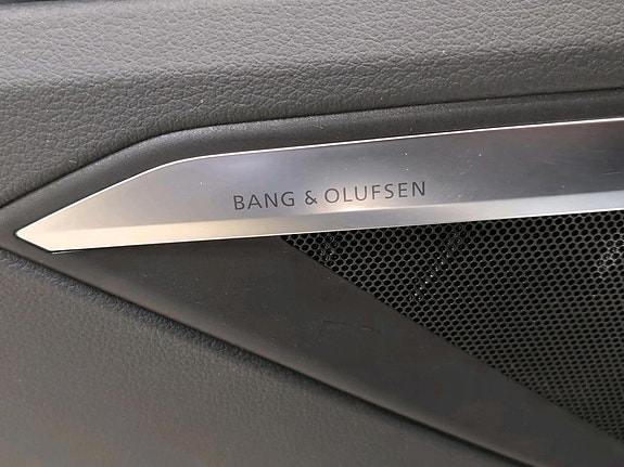 Audi e-tron 18 of 18