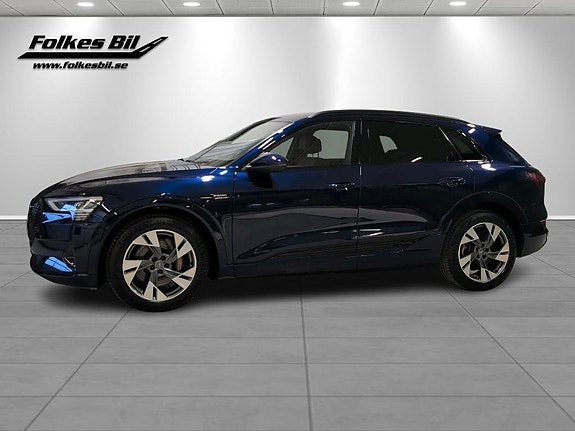 Audi e-tron 4 of 18