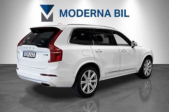Volvo XC90 6 of 29