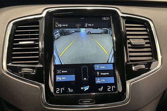Volvo XC90 17 of 29
