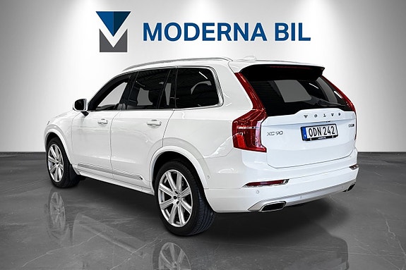 Volvo XC90 4 of 29