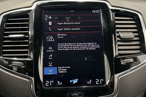 Volvo XC90 15 of 29