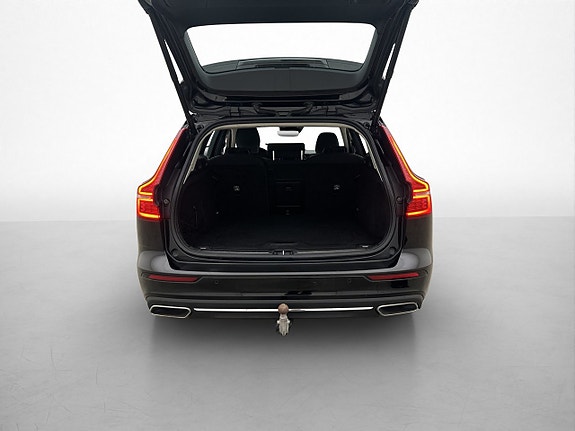 Volvo V60 9 of 30