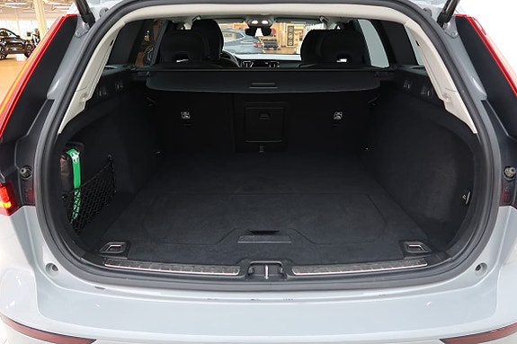 Volvo V60 Cross Country 15 of 15
