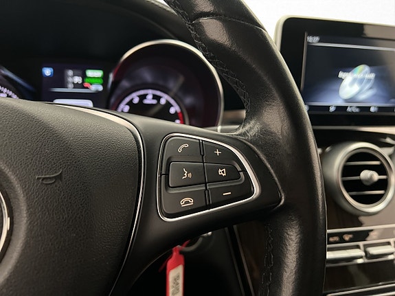Mercedes-Benz GLC350 e 23 of 30