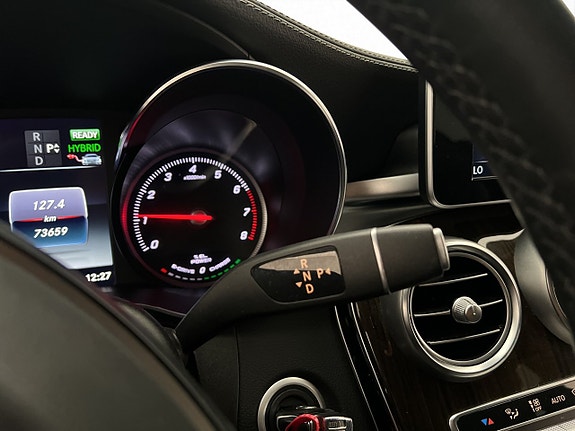 Mercedes-Benz GLC350 e 24 of 30