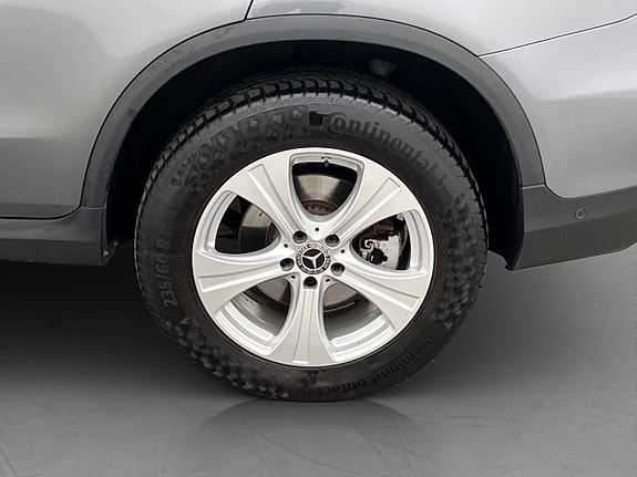 Mercedes-Benz GLC350 e 29 of 30