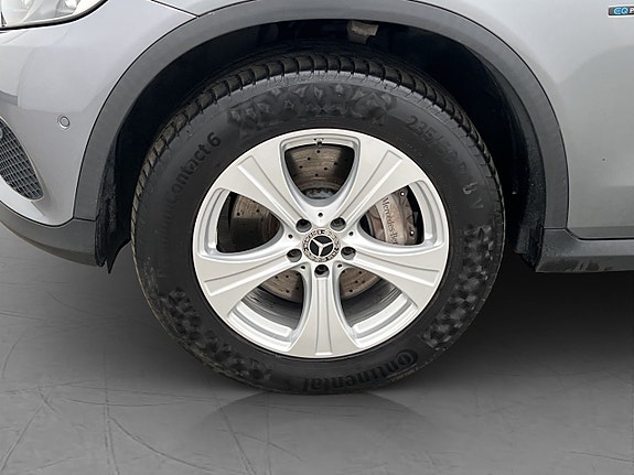 Mercedes-Benz GLC350 e 28 of 30