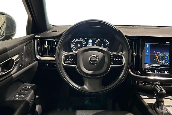 Volvo V60 12 of 26
