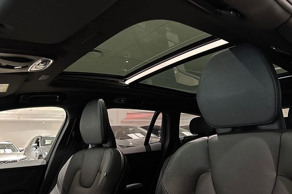 Volvo V60 16 of 26