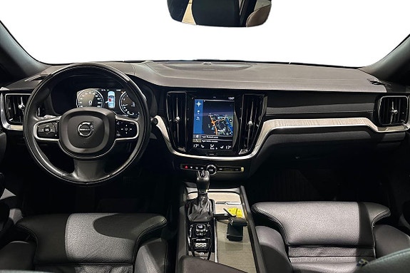 Volvo V60 11 of 26