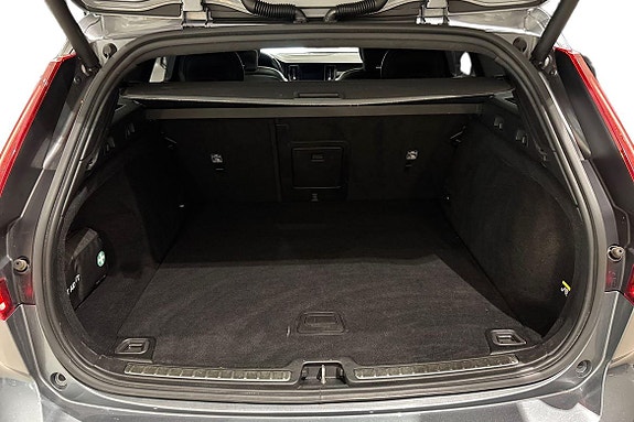 Volvo V60 8 of 26