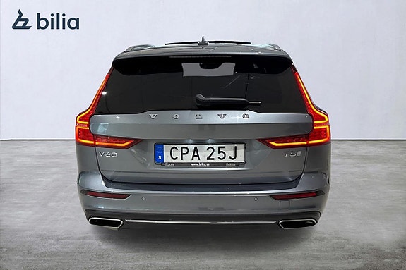 Volvo V60 4 of 26