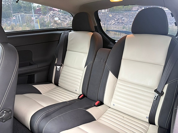 Volvo C30 8 of 13