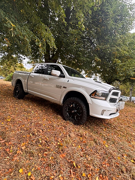 RAM 1500 2 of 9
