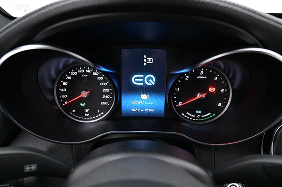 Mercedes-Benz GLC300 de 8 of 27