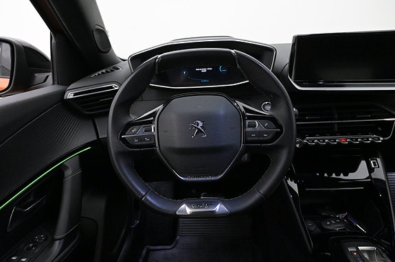 Peugeot e-2008 7 of 27