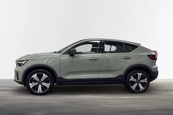 Volvo C40 3 of 21