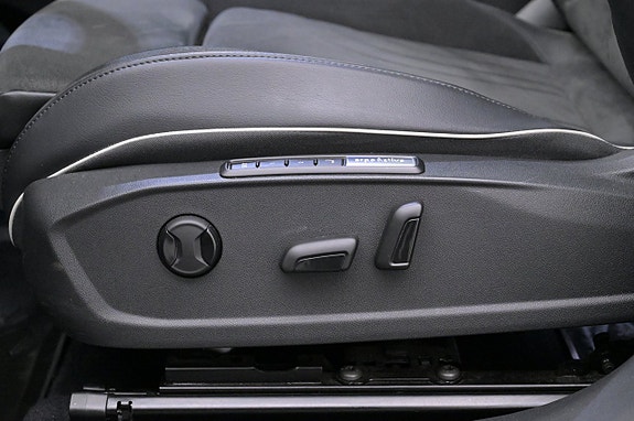 Volkswagen ID.4 GTX 13 of 27