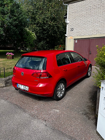 Volkswagen Golf VII 6 of 12