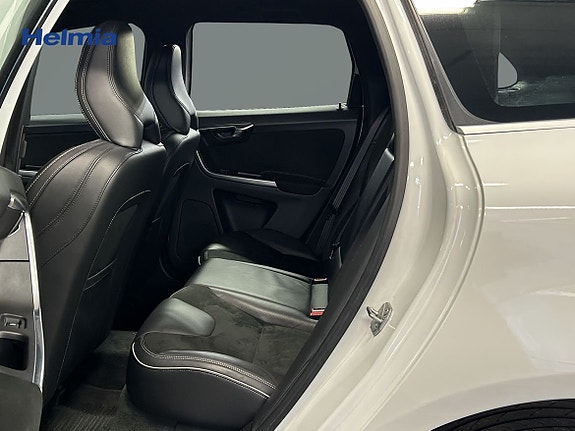 Volvo XC60 9 of 10